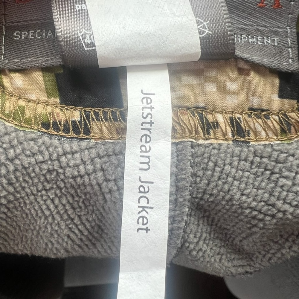 SITKA Windstopper Digital Camo Hunting Jacket 2XL - Picture 8 of 8